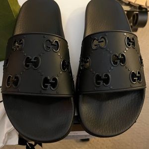 GUCCI GG slide sandal